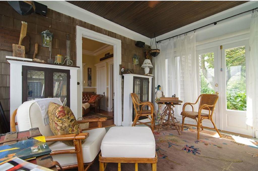 Shorecrest Bed And Breakfast Southold Exterior photo