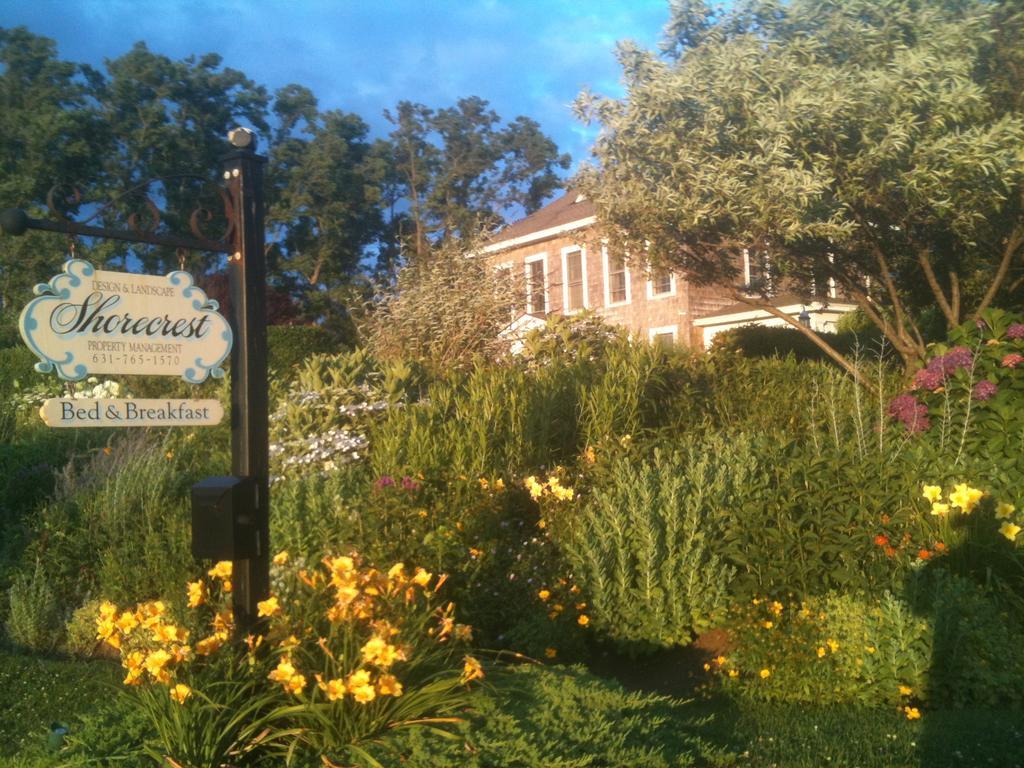 Shorecrest Bed And Breakfast Southold Exterior photo